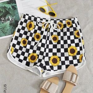Checkered, sunflower shorts
